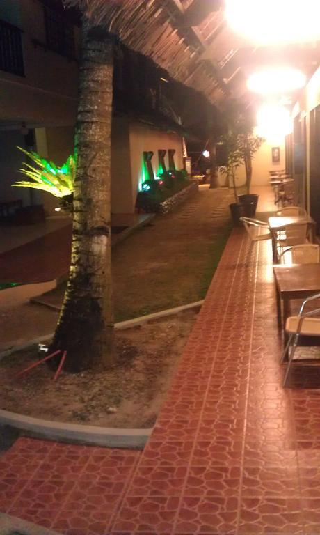 Eclipse Resort Manoc-Manoc Dış mekan fotoğraf